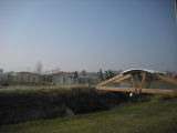 Veduta d'insieme del complesso con il ponte che attraversa il canale Lama