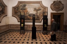 Allestimento espositivo di una sala della Mostra a Palazzo Taverna